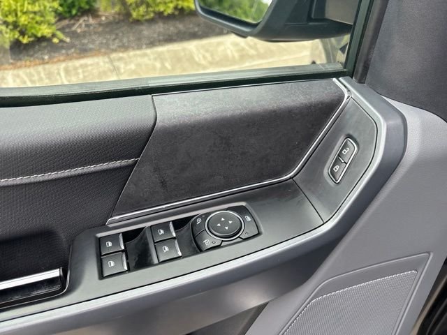 Used 2024 Gray Ford XLT image 18