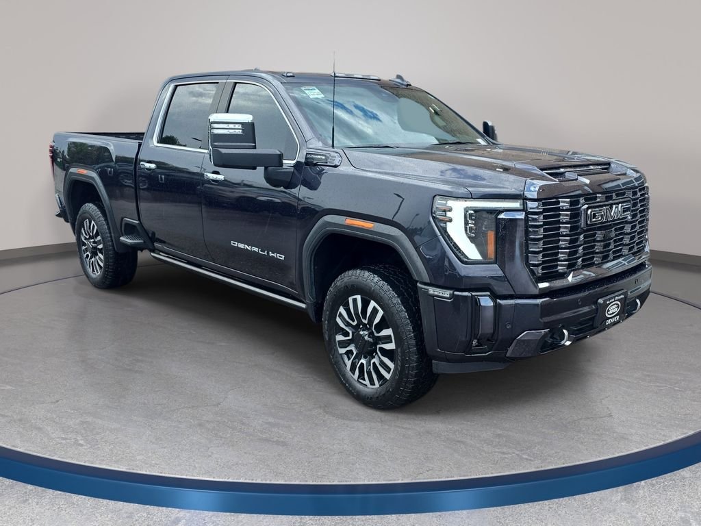 Used 2024 Silver GMC Denali Ultimate image 4