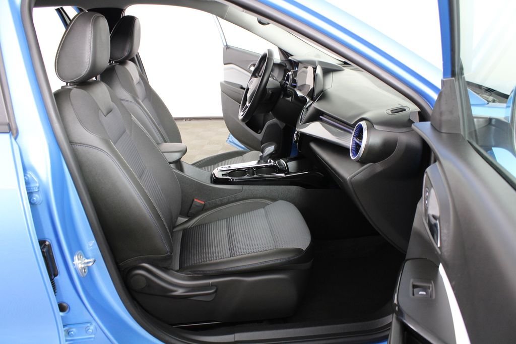 Used 2025 Blue Chevrolet LT image 15