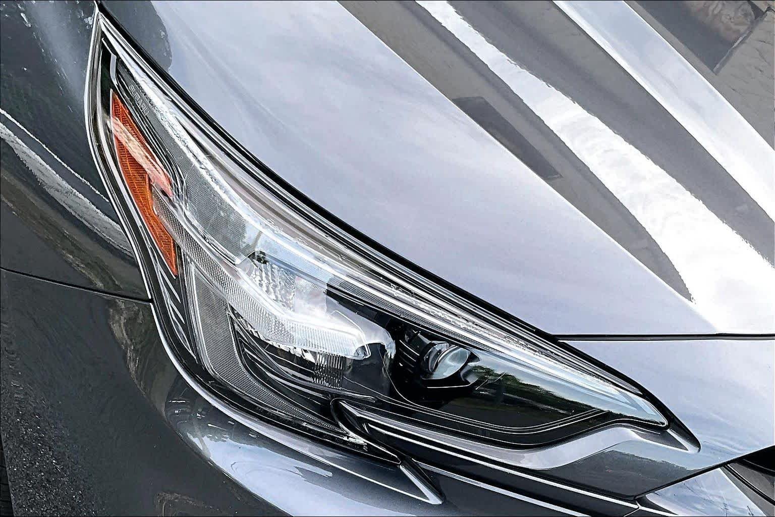 Used 2025 Magnetite Gray Metallic Subaru Premium image 27