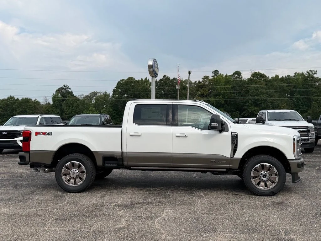 New 2026 Star White Metallic Tri-Coat Ford F-250® King Ranch® image 21