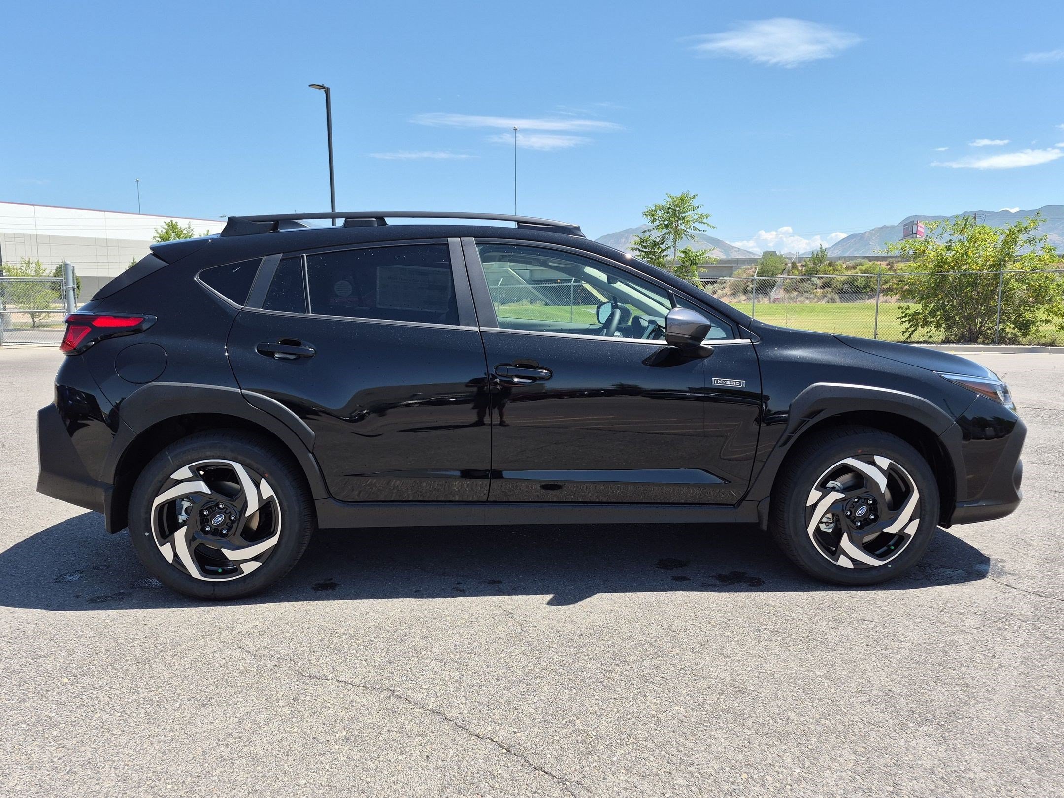 New 2026 CRYSTAL BLACK SILICA Subaru Limited Hybrid image 2