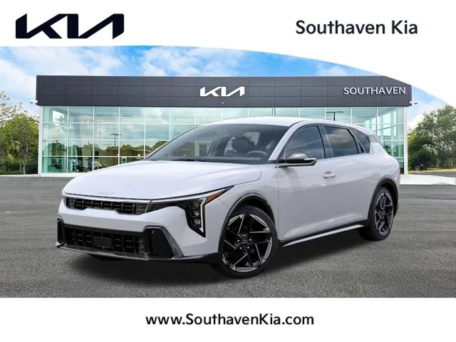 2026 Kia K4 GT-Line AT Hatchback's photo