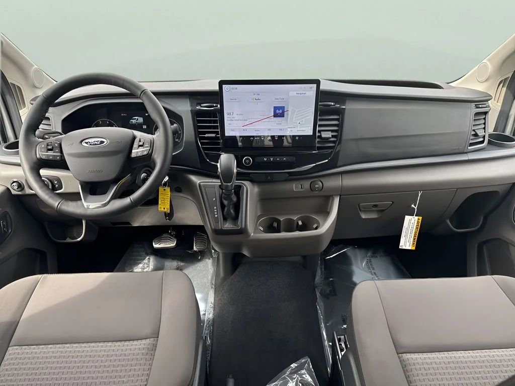 Used 2024 Silver Ford Base image 11