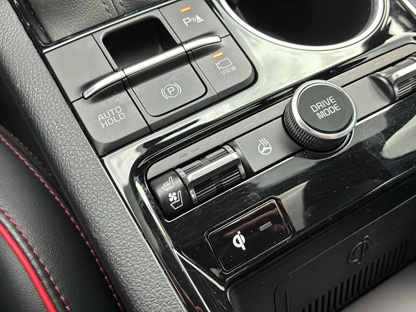 Used 2024 Ebony Black Kia GT image 33