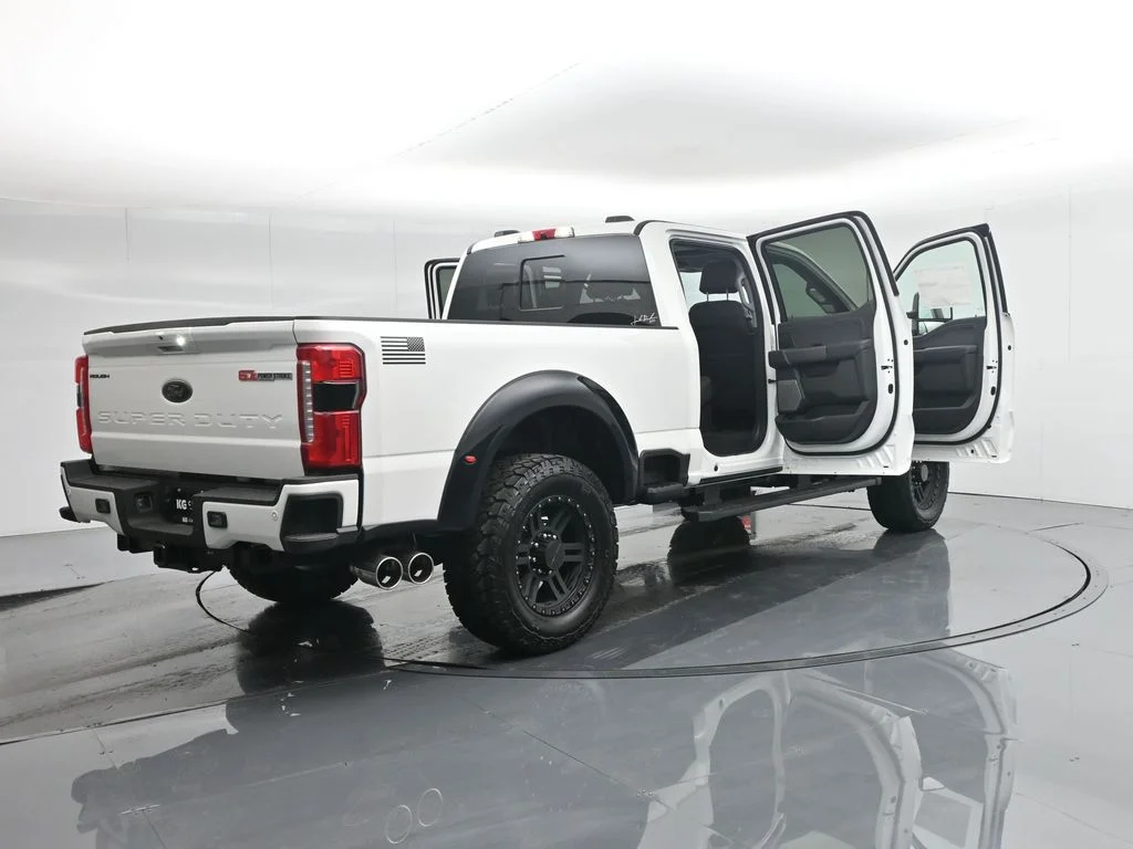 New 2026 Star White Metallic Tri-Coat Ford Lariat image 33