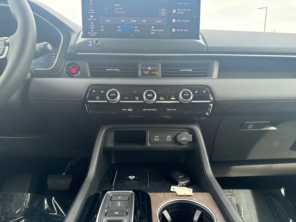 New 2026 Platinum White Pearl Honda AWD Elite image 18