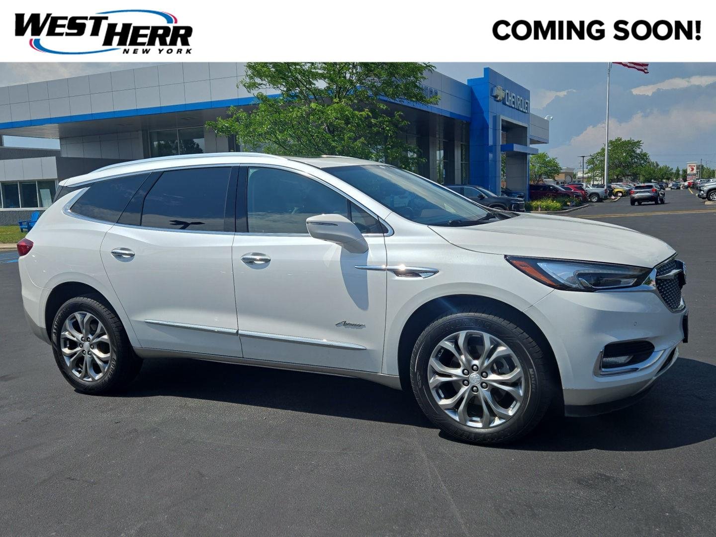 Used 2019 White Frost Tricoat Buick Avenir image 1