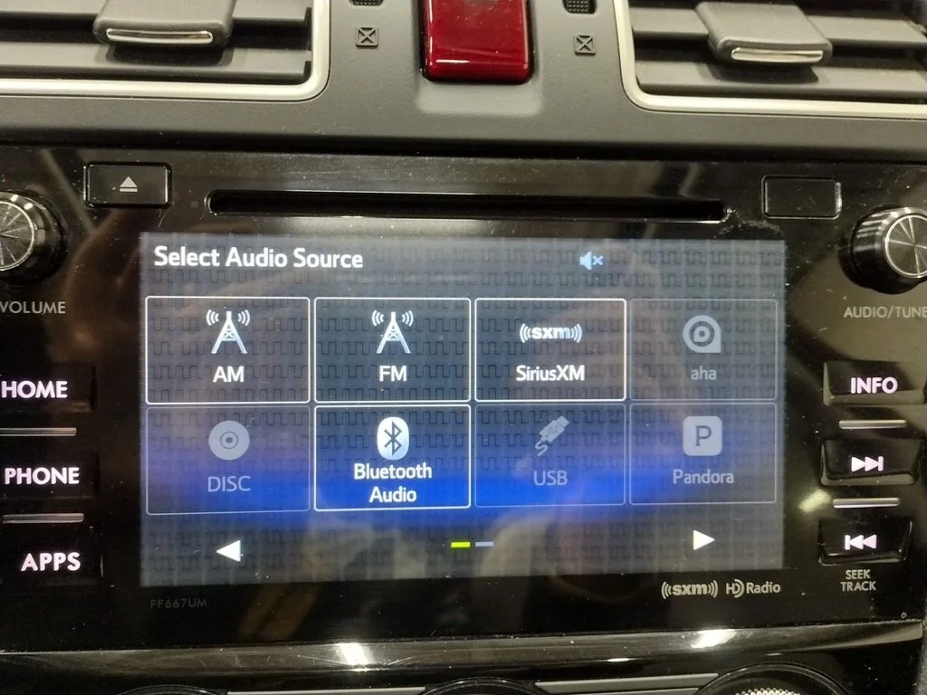 Used 2016 Red Subaru 2.5i Premium image 30