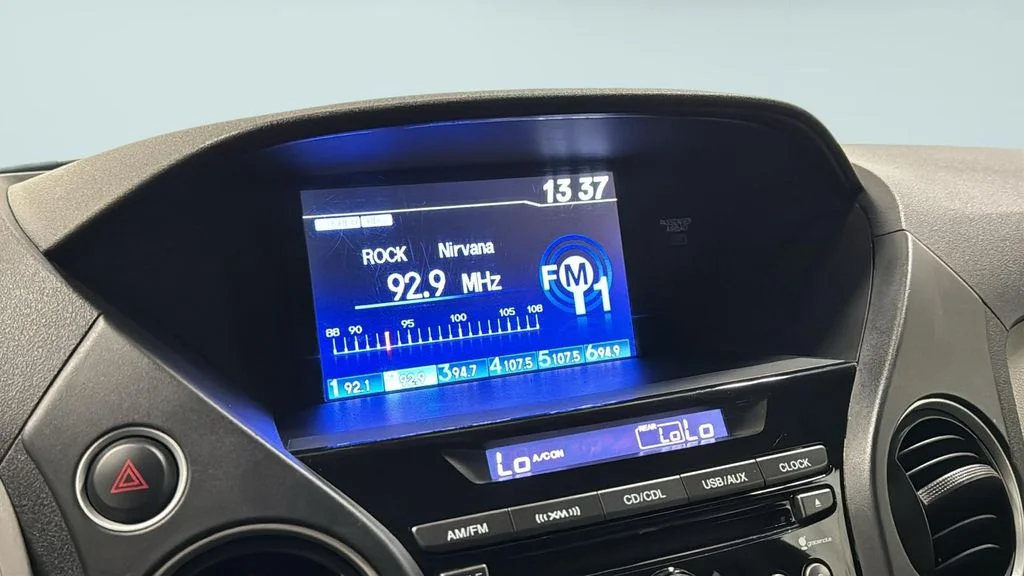 Used 2014 Gray Honda EX-L image 21