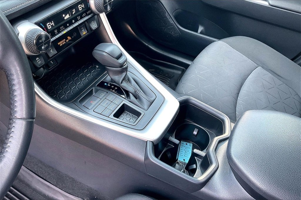 2022 TOYOTA RAV4 - Image 14