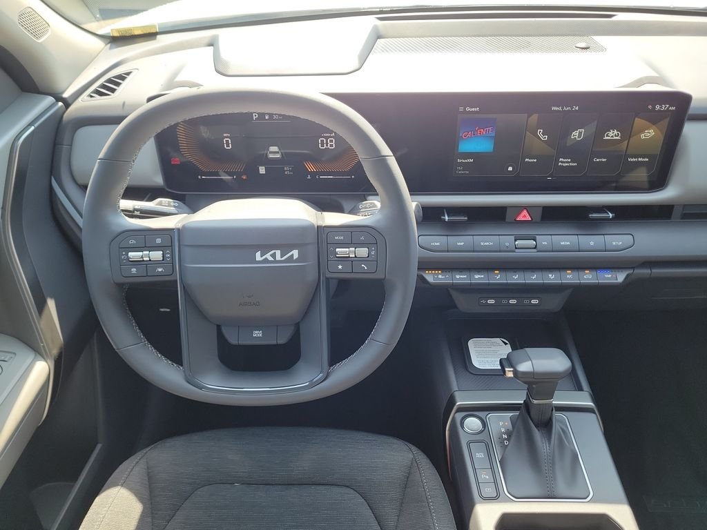 New 2027 White Kia S image 18