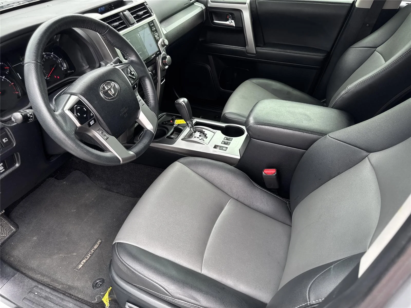 Used 2021 Classic Silver Metallic Toyota SR5 Premium image 17