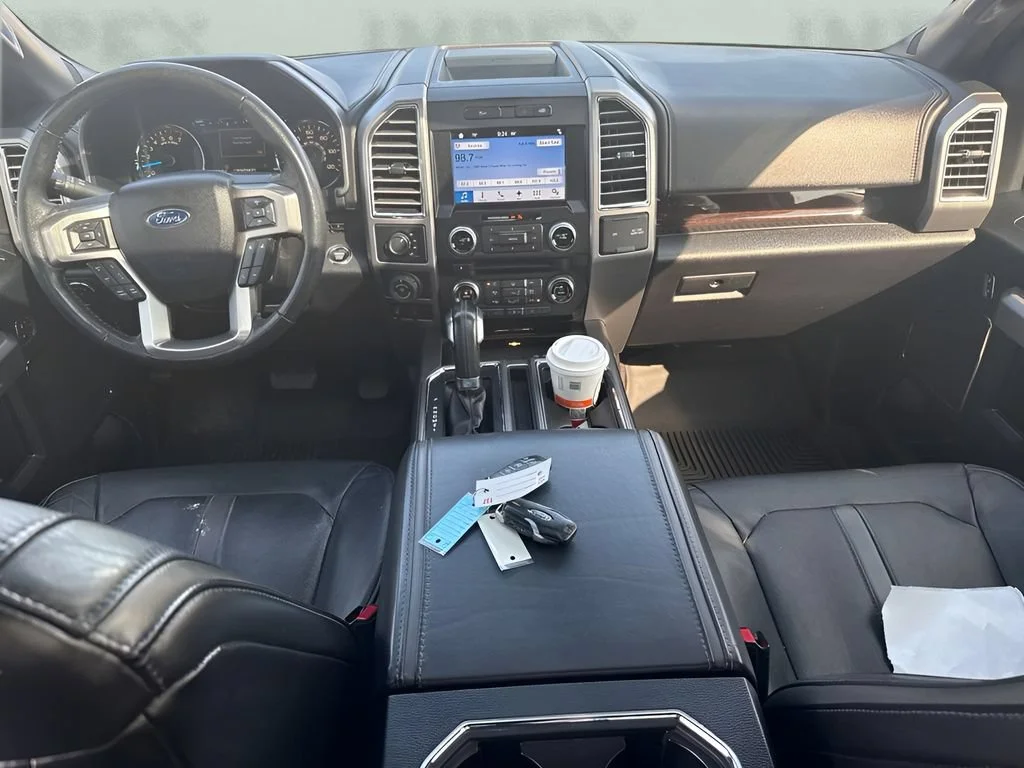 Used 2016  Ford XLT image 10