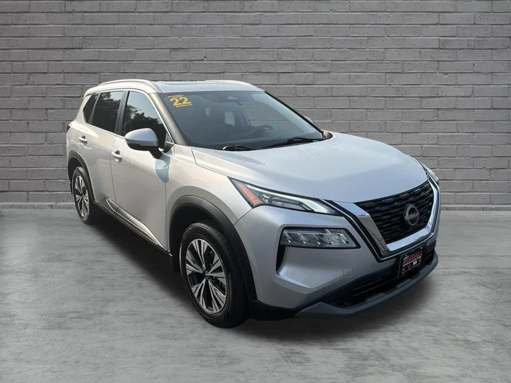 Used 2022 Silver Nissan SV image 1