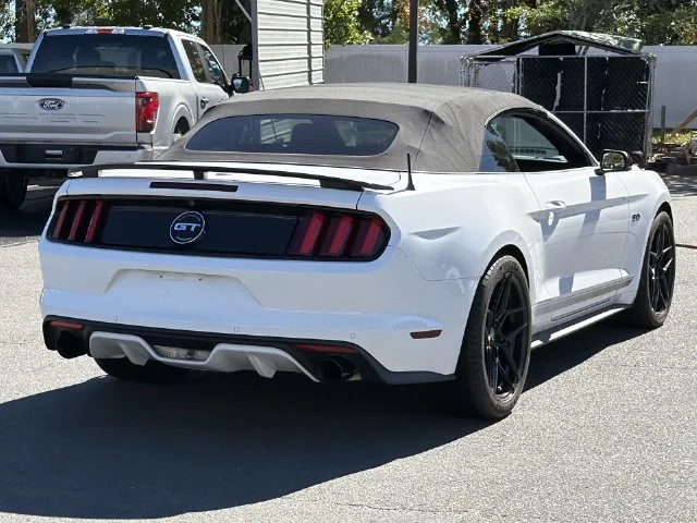 Used 2017 White Ford GT Premium image 4