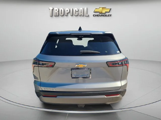 Used 2025 Sterling Gray Metallic Chevrolet LT image 4