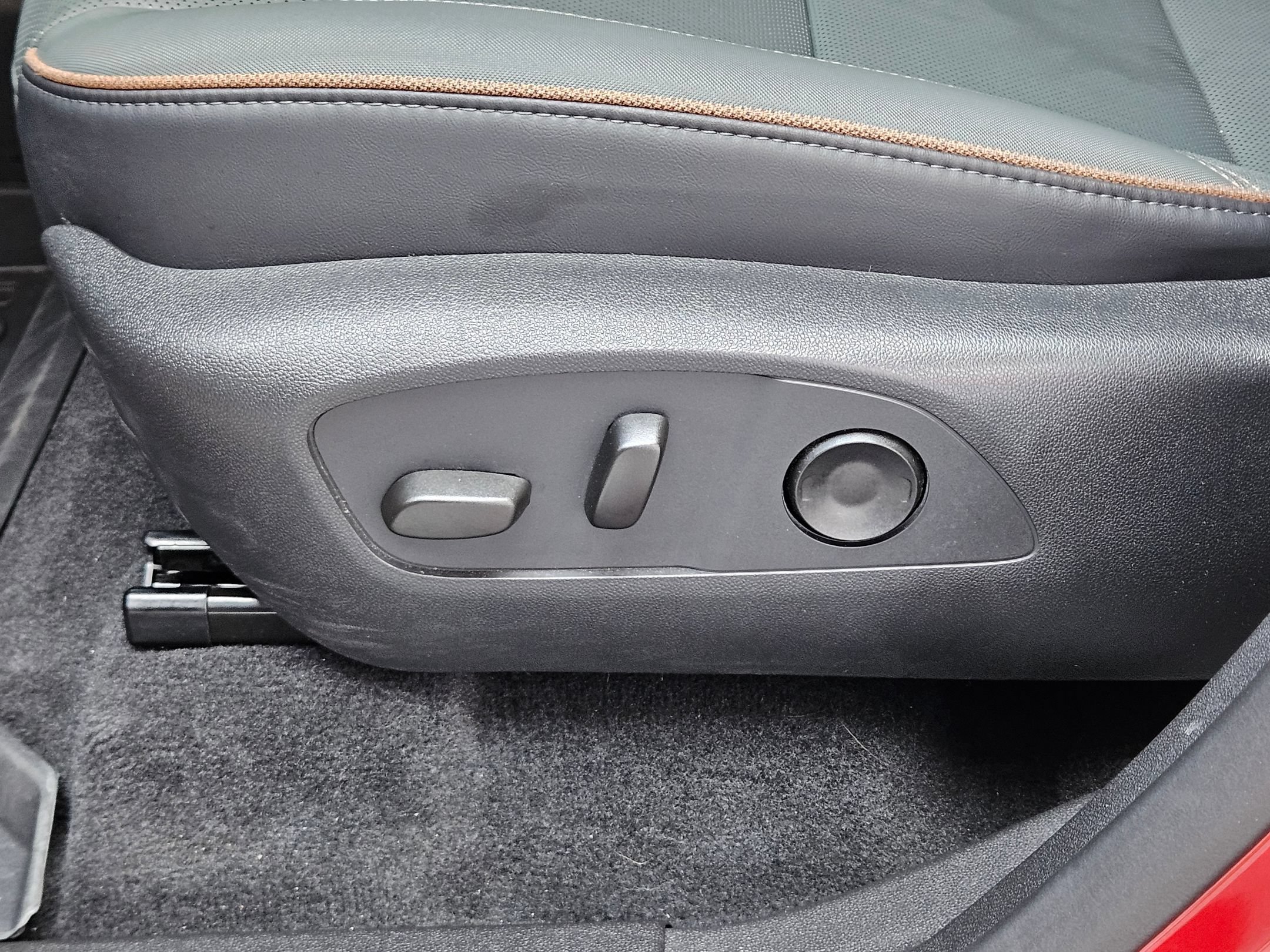 2024 GMC Acadia AT4 - Photo 20