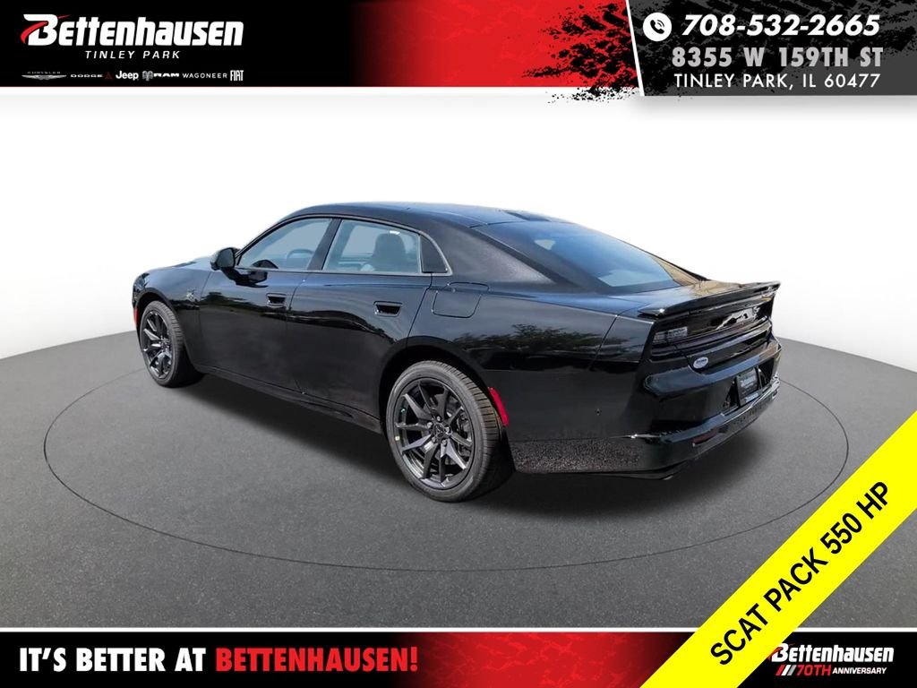 New 2026 Diamond Black Crystal Pearlcoat Dodge R/T Scat Pack image 8