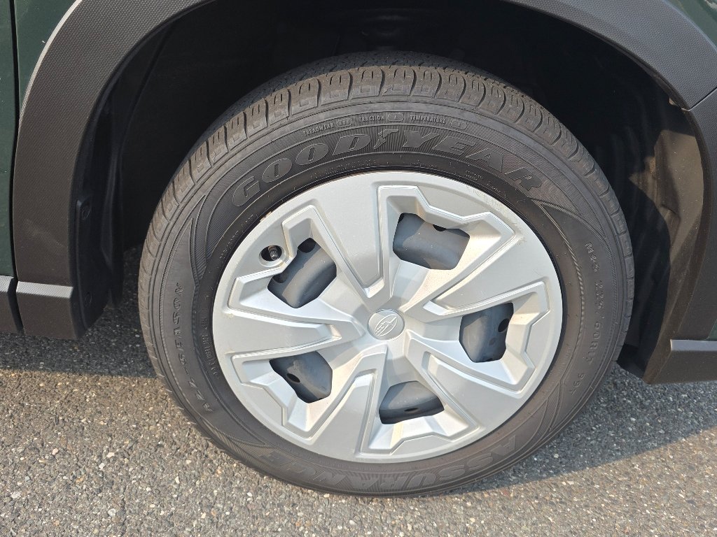 Certified Used 2023 Cascade Green Silica Subaru  image 19