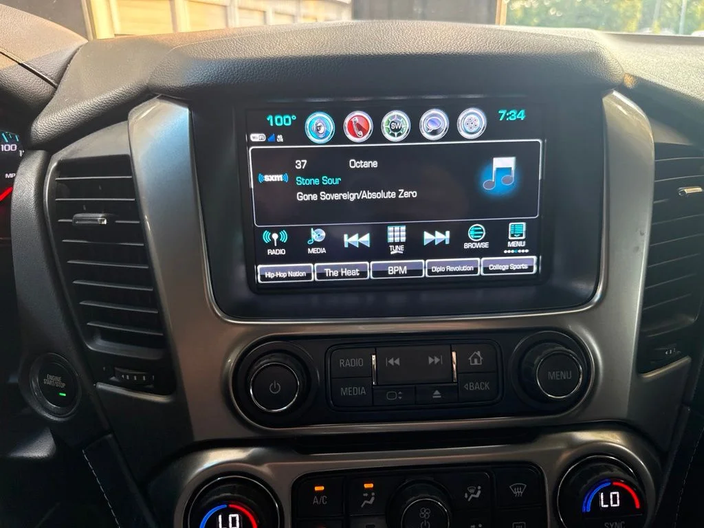Used 2019 White Chevrolet Premier image 20