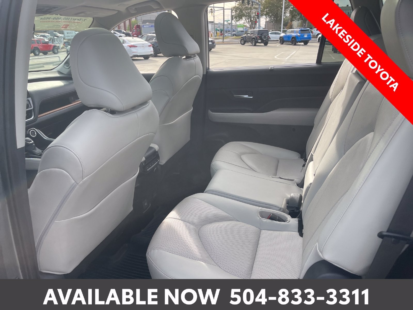 Certified Used 2025  Toyota Limited image 23