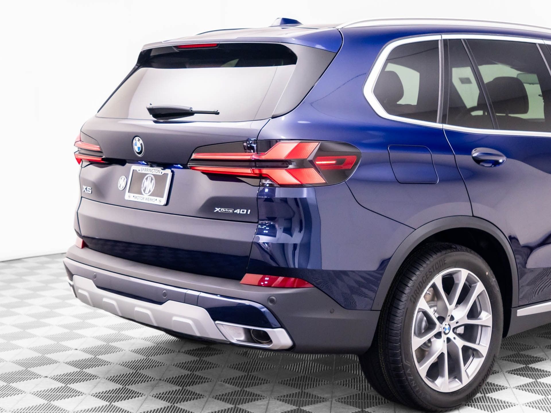 New 2026 Tanzanite Blue II Metallic BMW xDrive40i image 40