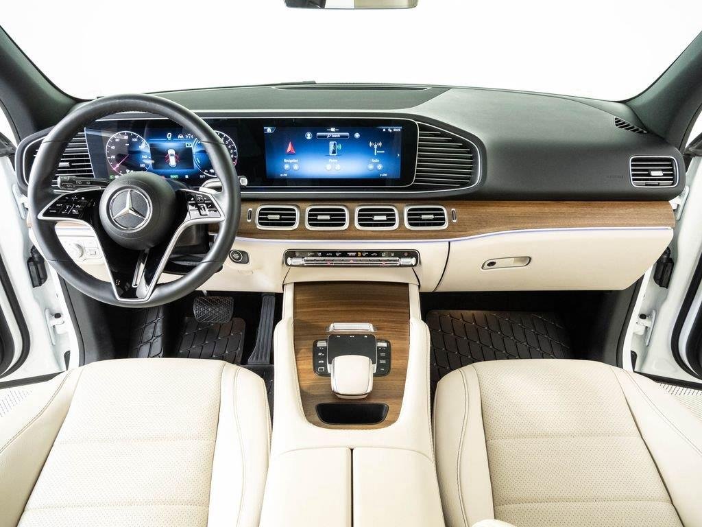 Certified Used 2025 Polar White Mercedes-Benz GLE 450e image 18