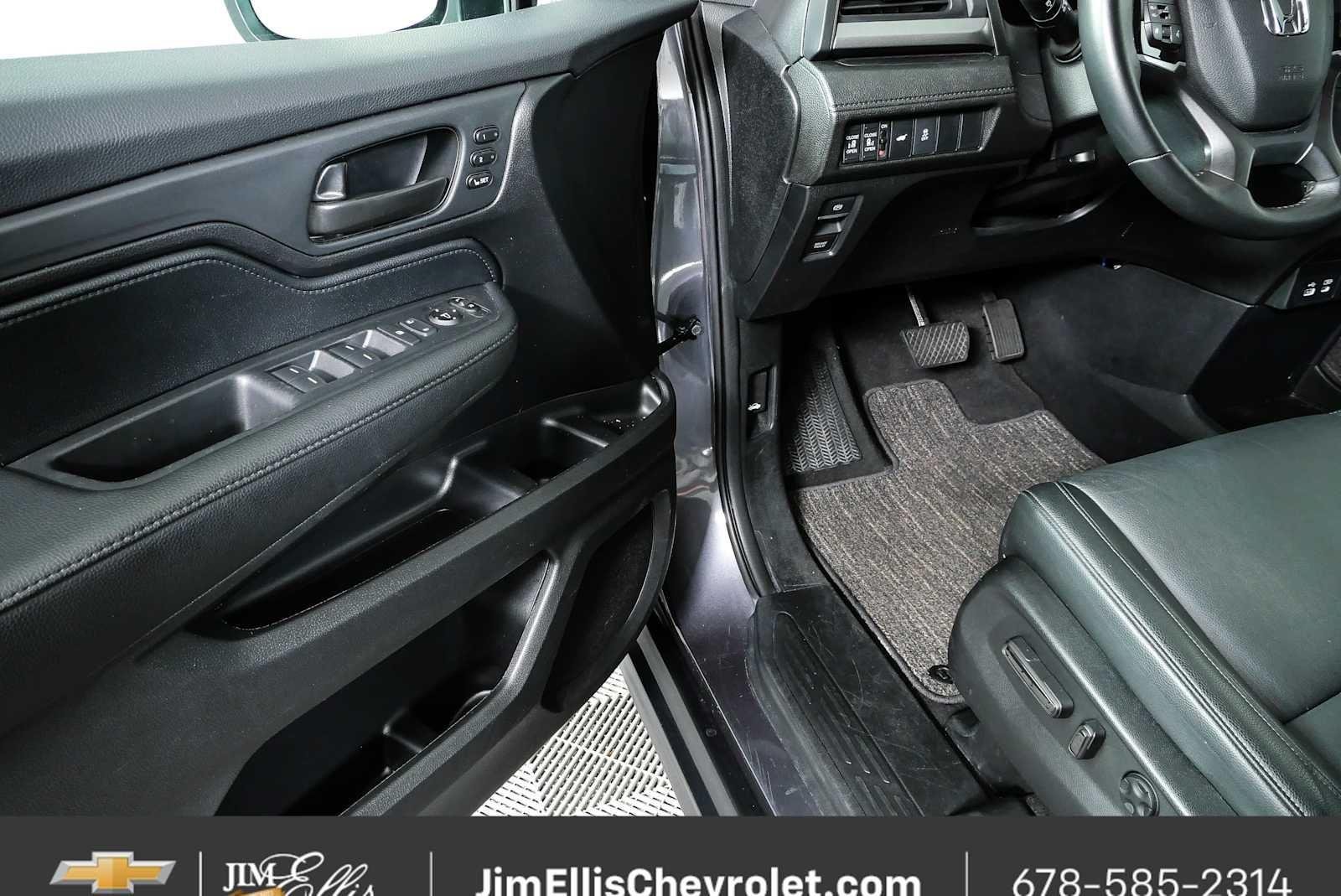 2025 Honda Odyssey EX-L - Photo 7