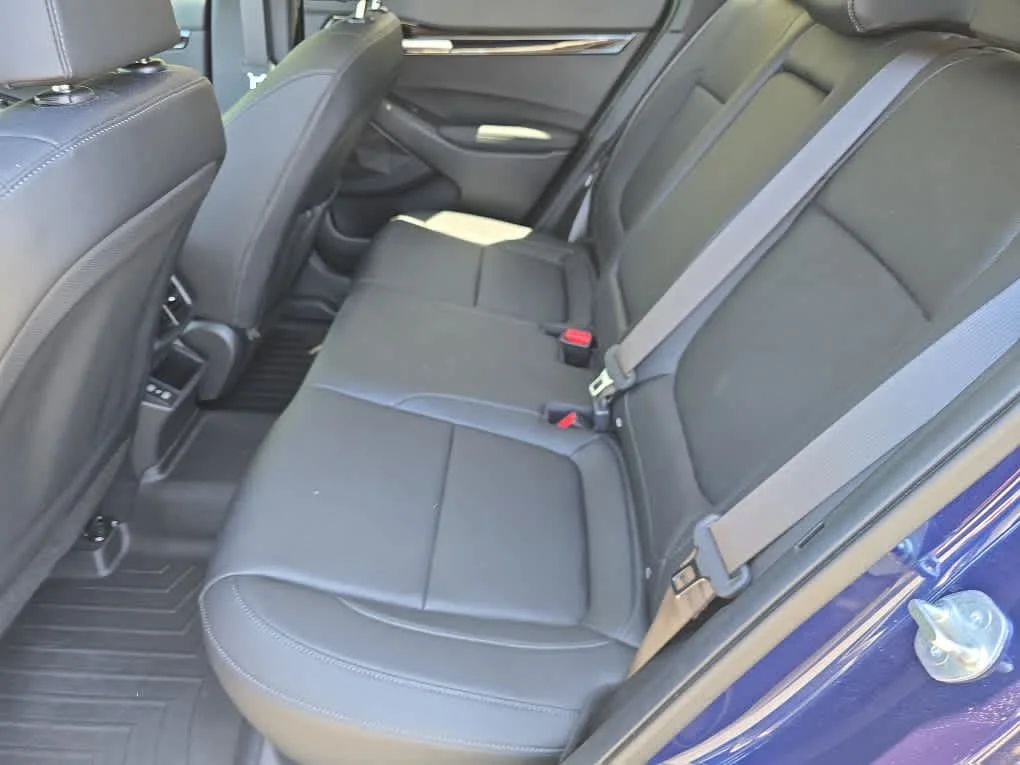 Certified Used 2024 Dark Ocean Blue Kia SX image 12