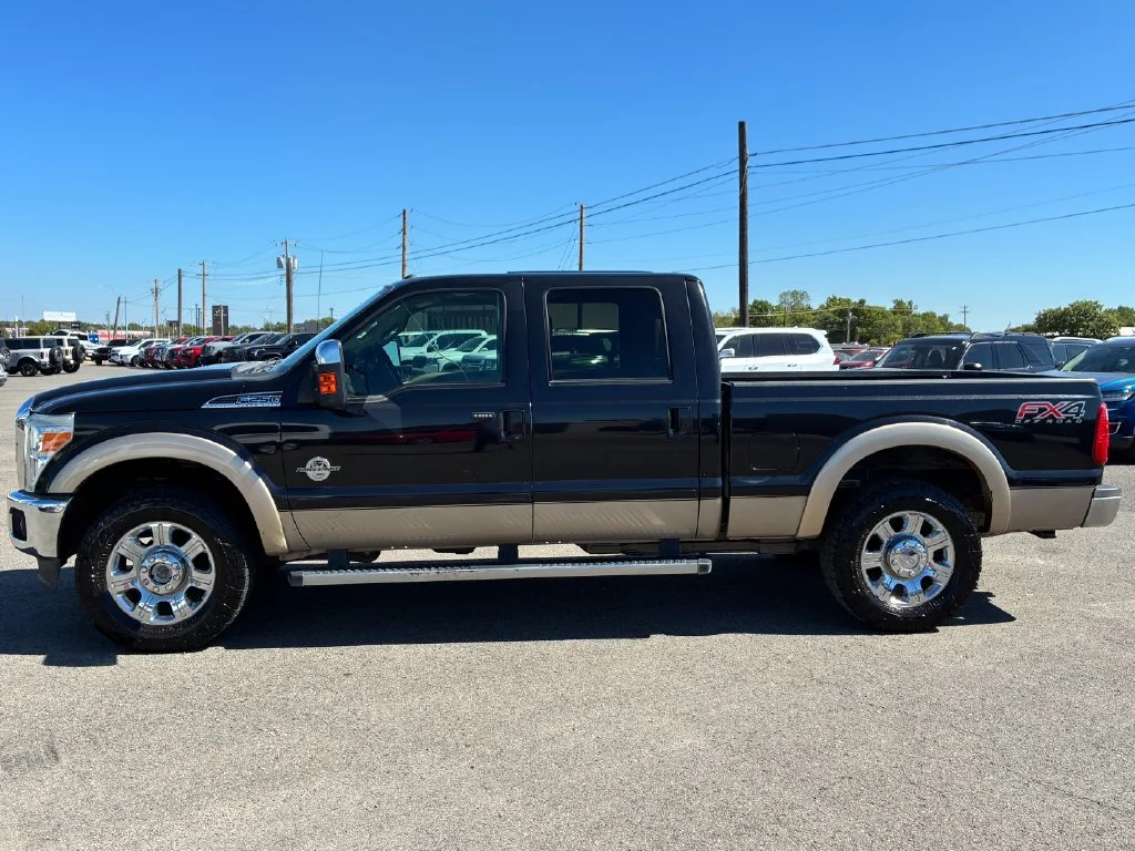 Used 2012 Tuxedo Black Metallic Ford Lariat image 8