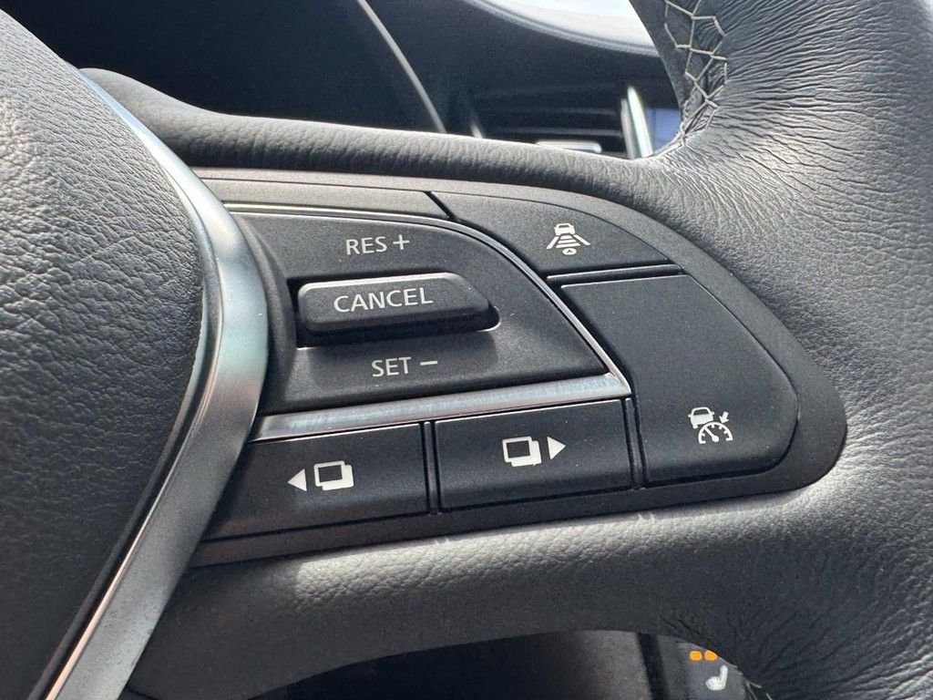 Used 2019 Gray INFINITI ESSENTIAL image 18