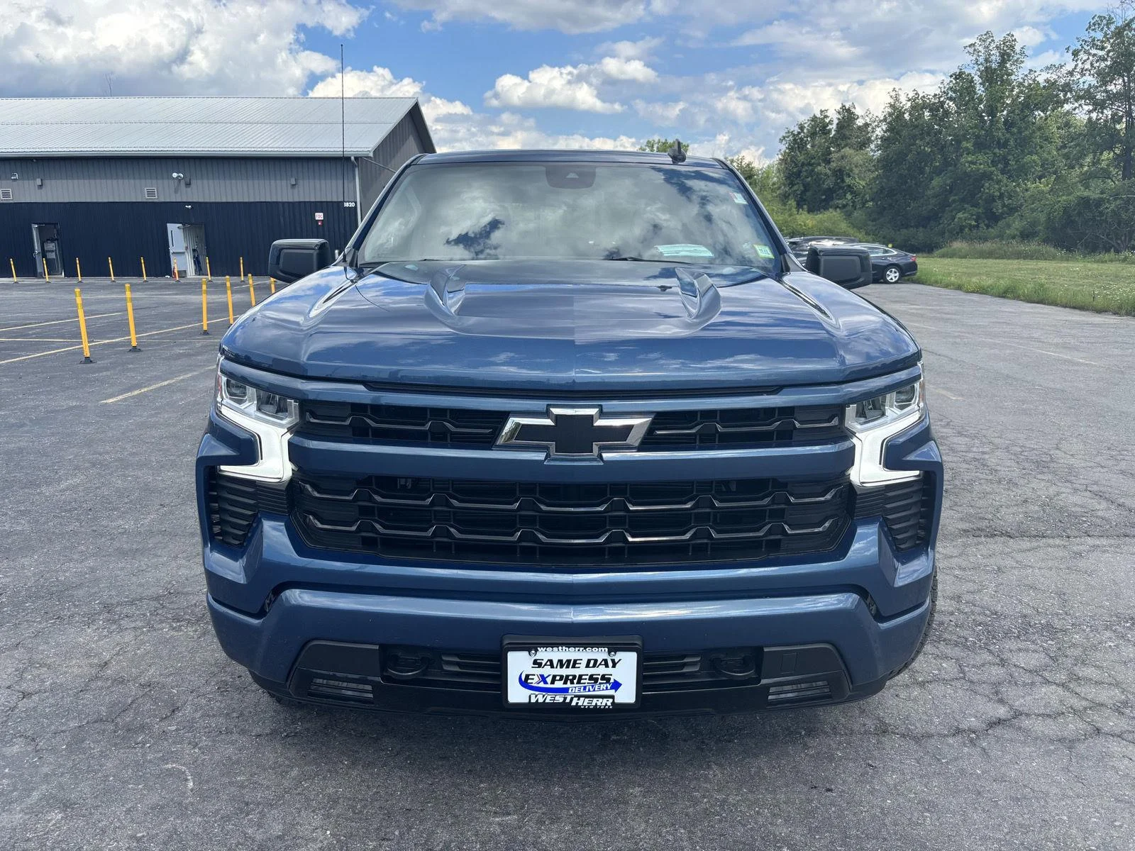 Used 2024 Lakeshore Blue Metallic Chevrolet RST image 2