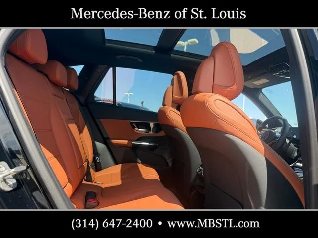New 2026 Black Mercedes-Benz GLC 300 image 7