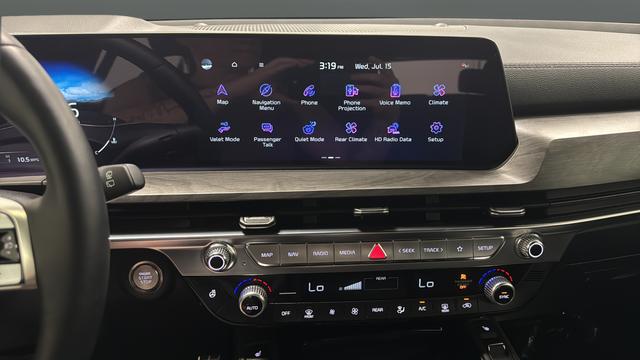 Used 2025 Black Kia SX X-Line image 13