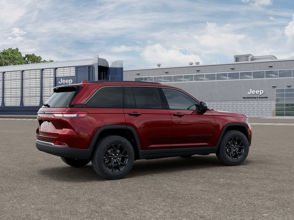 New 2026 Velvet Red Pearl-Coat Exterior Paint Jeep Laredo Altitude image 4