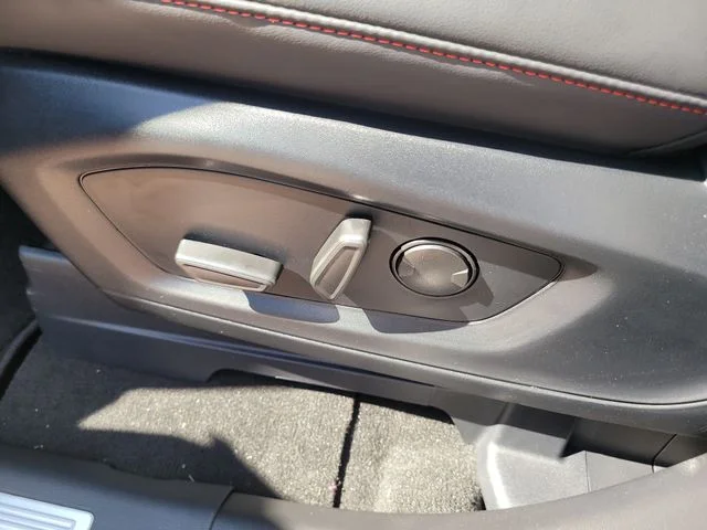 New 2027 Black Metallic Ford ST-Line image 21