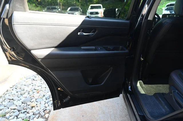 Certified Used 2022 Black Nissan Platinum image 30