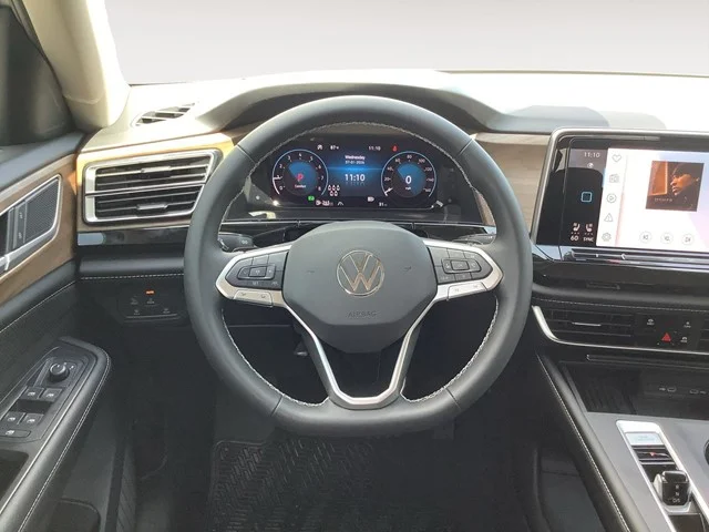 New 2026 Opal White Pearl Volkswagen 2.0T SE image 14