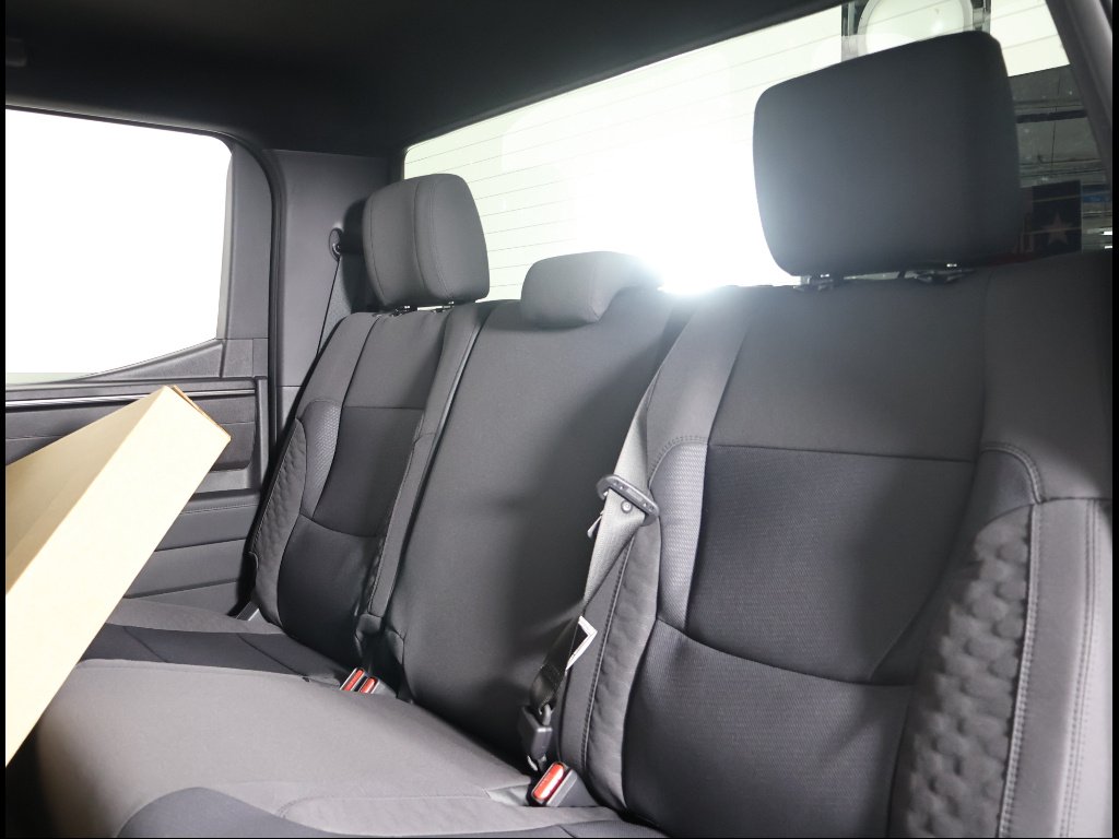 2026 Toyota Tundra SR5 - Photo 13