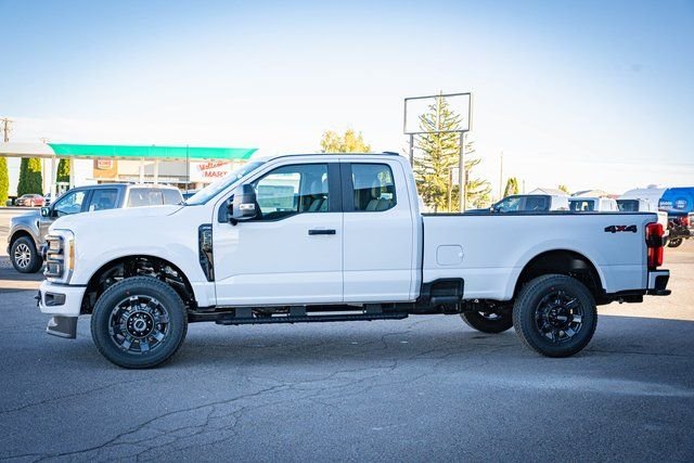 2026 Ford F-350 Super Duty XL - Photo 11