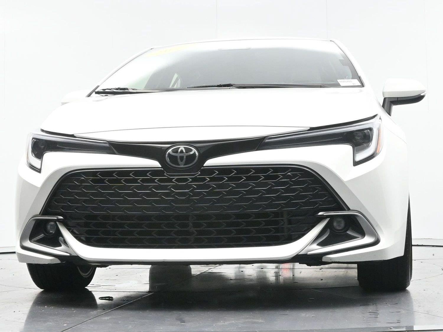 Used 2024 Ice Cap Toyota XSE image 44