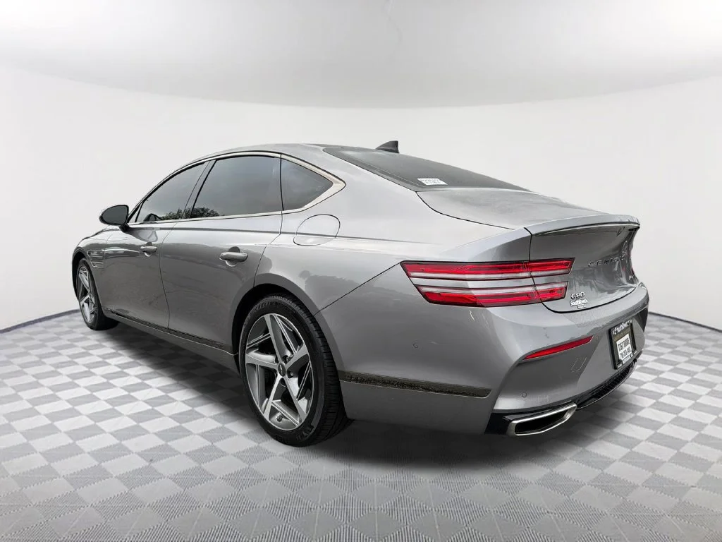 Used 2024 Silver Genesis 2.5T image 7
