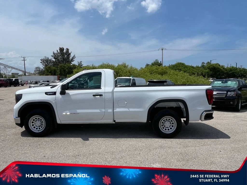 New 2026 Summit White GMC Pro image 4