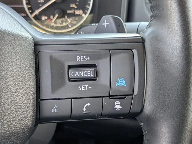Used 2025 Gray Nissan SV image 23