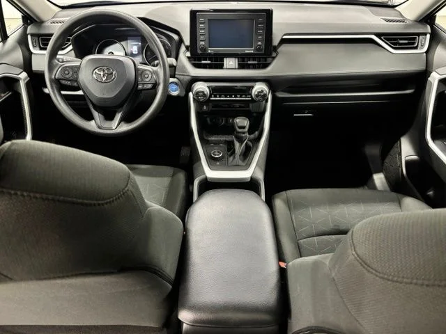 Used 2022  Toyota XLE image 12
