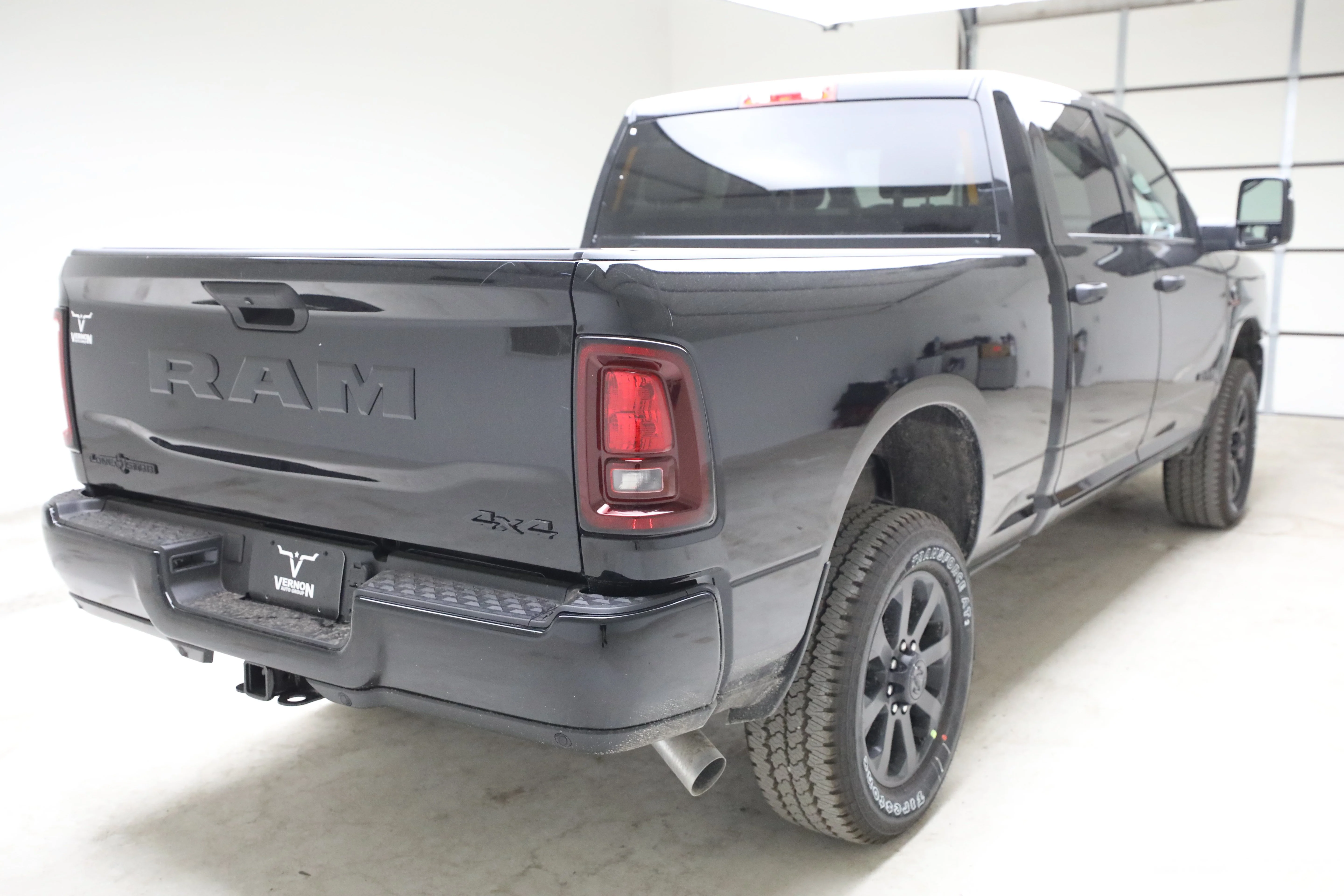 New 2026 Ram 2500 SLT Lonestar Night Edition Crew Cab 4x4