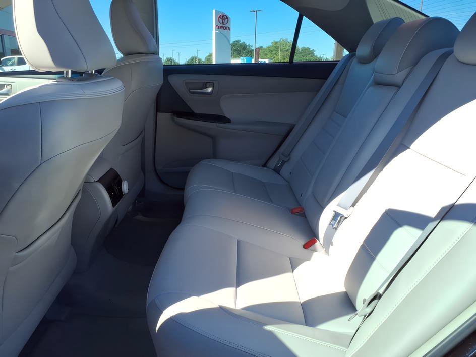 Used 2015 Attitude Black Toyota XLE image 12