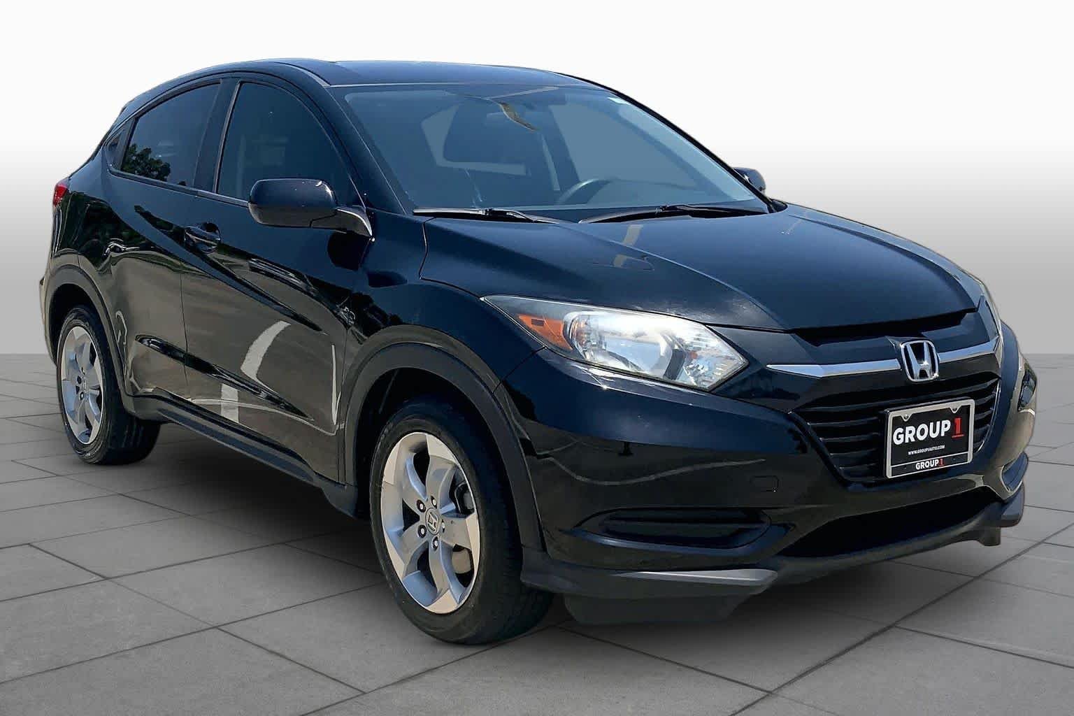 Used 2018 Crystal Black Pearl Honda LX image 2