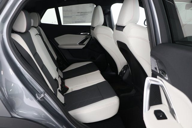 2025 BMW X2 28i - Photo 29
